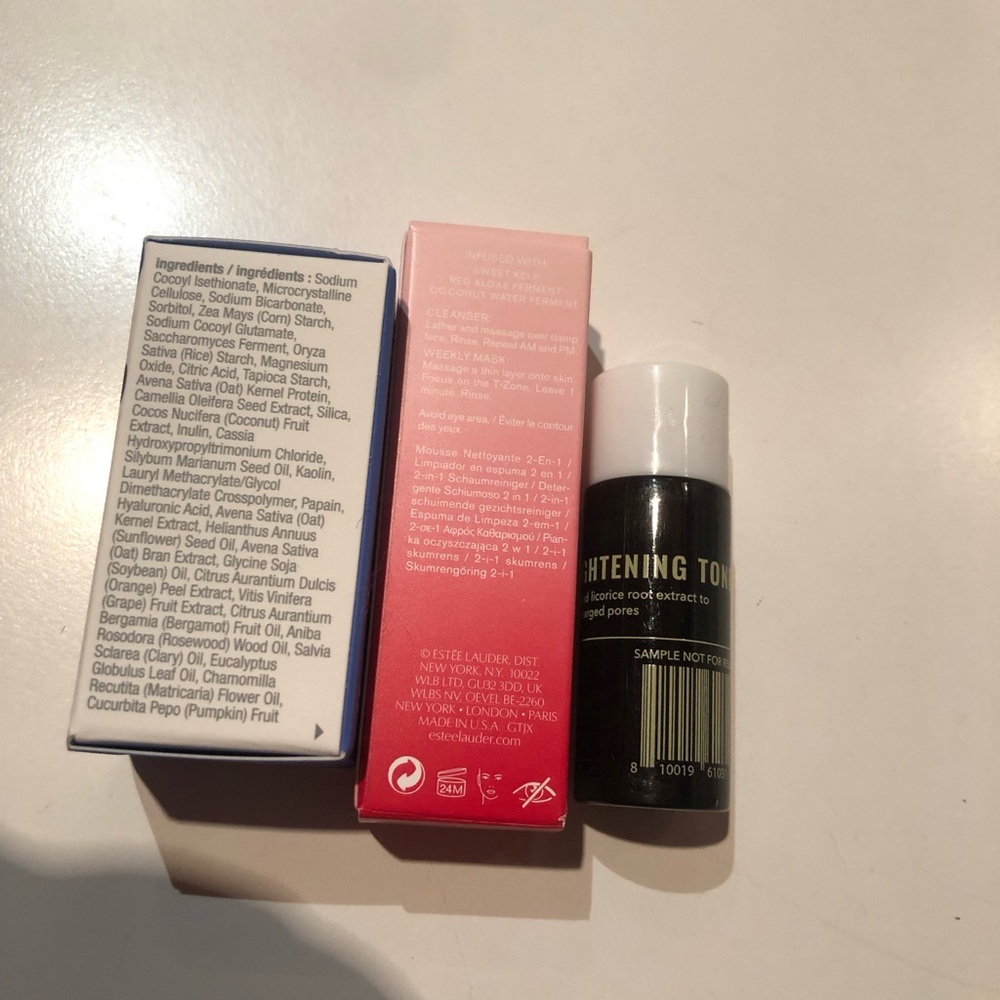 NWT in box 18 piece Luxury Skincare Sampler to Cleanse, Treat and Moisturize - Picture 10 of 10